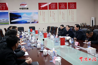 周振宇節(jié)前慰問高鐵建設工作者 爭取早日建成常益長高鐵 圓常德人民期盼已久的高鐵夢