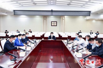 曹志強調(diào)度假期應(yīng)急值守和疫情防控工作時強調(diào) 慎終如始 再接再厲 切實維護(hù)好全市社會大局穩(wěn)定