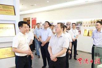 周振宇前往企業(yè)開展“送政策、解難題、優(yōu)服務(wù)”調(diào)研走訪活動：真心實意幫助企業(yè)紓困解難 促進市場主體發(fā)展