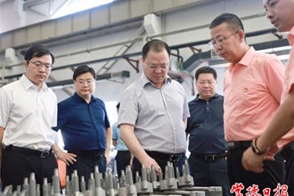 周振宇調研先進裝備制造產業(yè)發(fā)展 堅定信心決心 緊盯千億產業(yè)目標強力作為