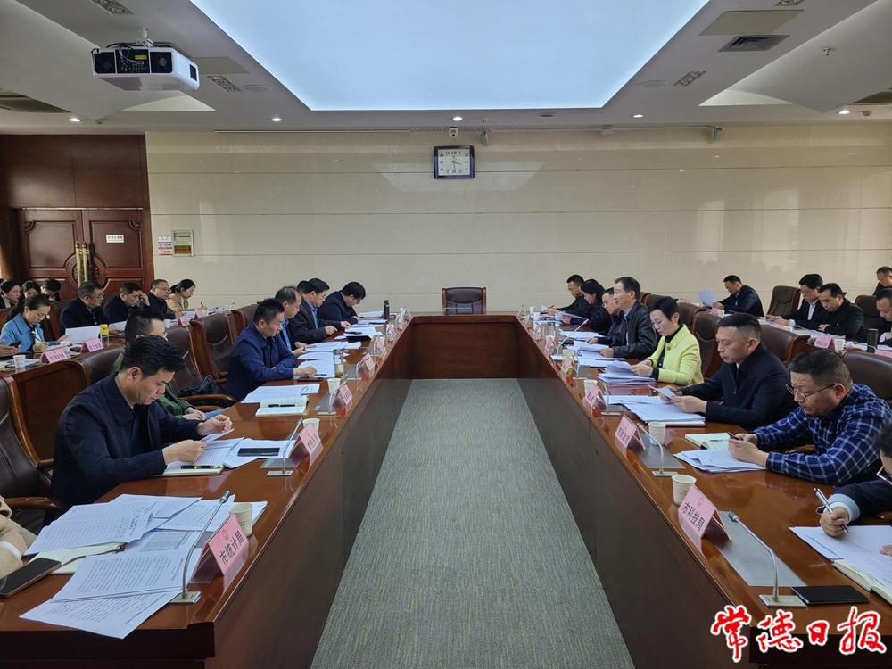 6e8760e101a9427f9a57cc942585f84b.jpg 6e8760e101a9427f9a57cc942585f84b.jpg