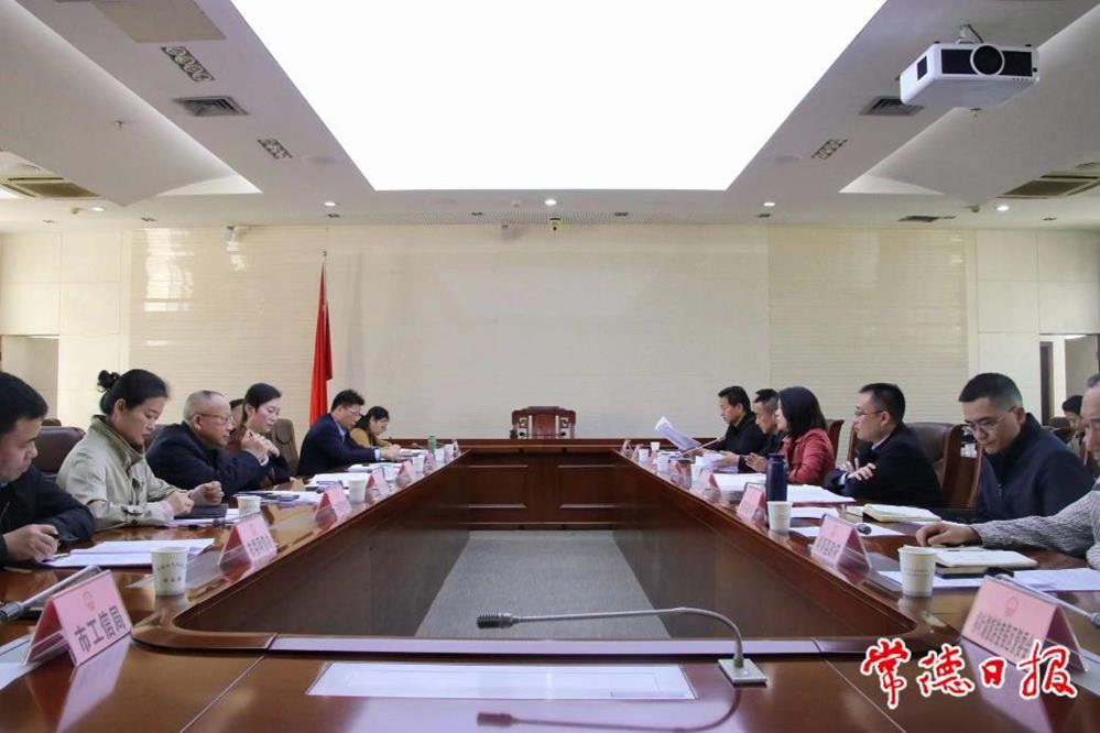 6e4d528f0b3541d09db2cf9cf47861df.jpg 6e4d528f0b3541d09db2cf9cf47861df.jpg