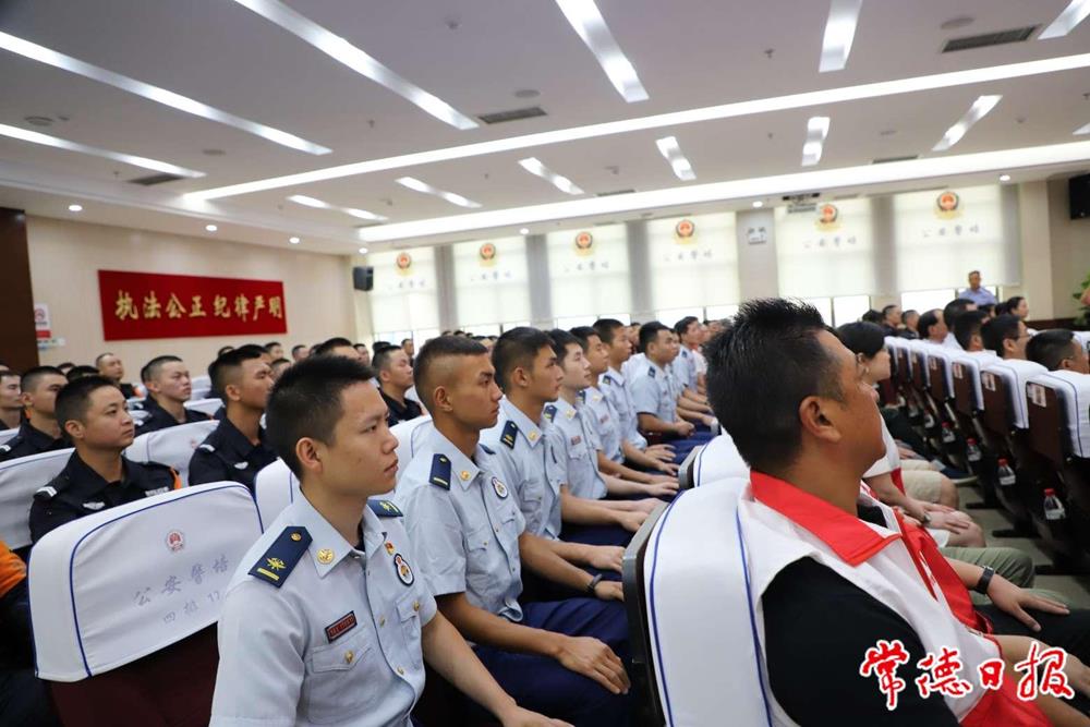 da26f30d1c8e44d5a2a9fca25709076b.jpeg da26f30d1c8e44d5a2a9fca25709076b.jpeg