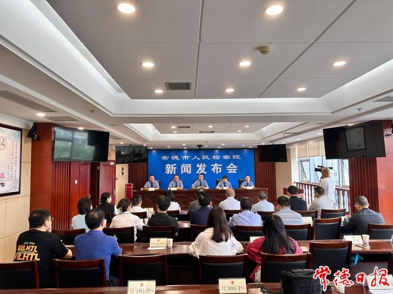 13cfdcc6e09c4dad853b2fdc66a686ce.jpg 13cfdcc6e09c4dad853b2fdc66a686ce.jpg