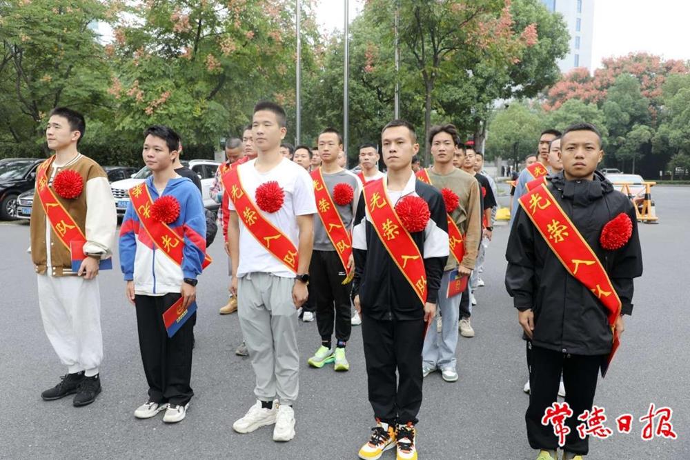 665c25f0711547bf8f35ec7873298909.jpeg 665c25f0711547bf8f35ec7873298909.jpeg