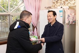 市領(lǐng)導走訪慰問臺胞臺屬