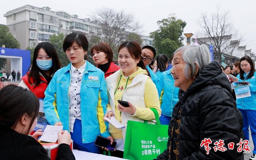 45c305cb31de425c96461f24bf82b51c.jpg 45c305cb31de425c96461f24bf82b51c.jpg