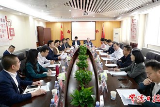 周振宇開(kāi)展人大代表進(jìn)站履職活動(dòng)強(qiáng)調(diào)：高標(biāo)準(zhǔn)高水平建好用好聯(lián)絡(luò)站 真正“聯(lián)”出實(shí)效