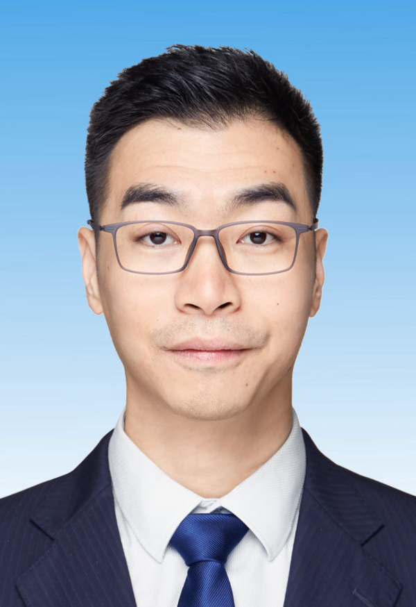 馬 駿