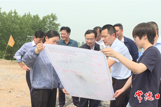 市領(lǐng)導(dǎo)赴安鄉(xiāng)縣督導(dǎo)檢查防汛備汛及河湖長(zhǎng)制工作