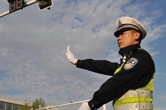 【發(fā)現(xiàn)常德之美·紅綠燈下的守護(hù)】第十六期