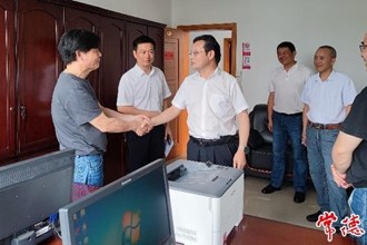 市領(lǐng)導(dǎo)赴市委社會(huì)工作部調(diào)研