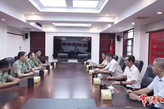 羅毅君帶隊開展八一建軍節(jié)前走訪慰問活動