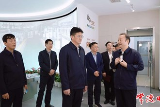 羅毅君帶隊赴中南大學拜訪交流